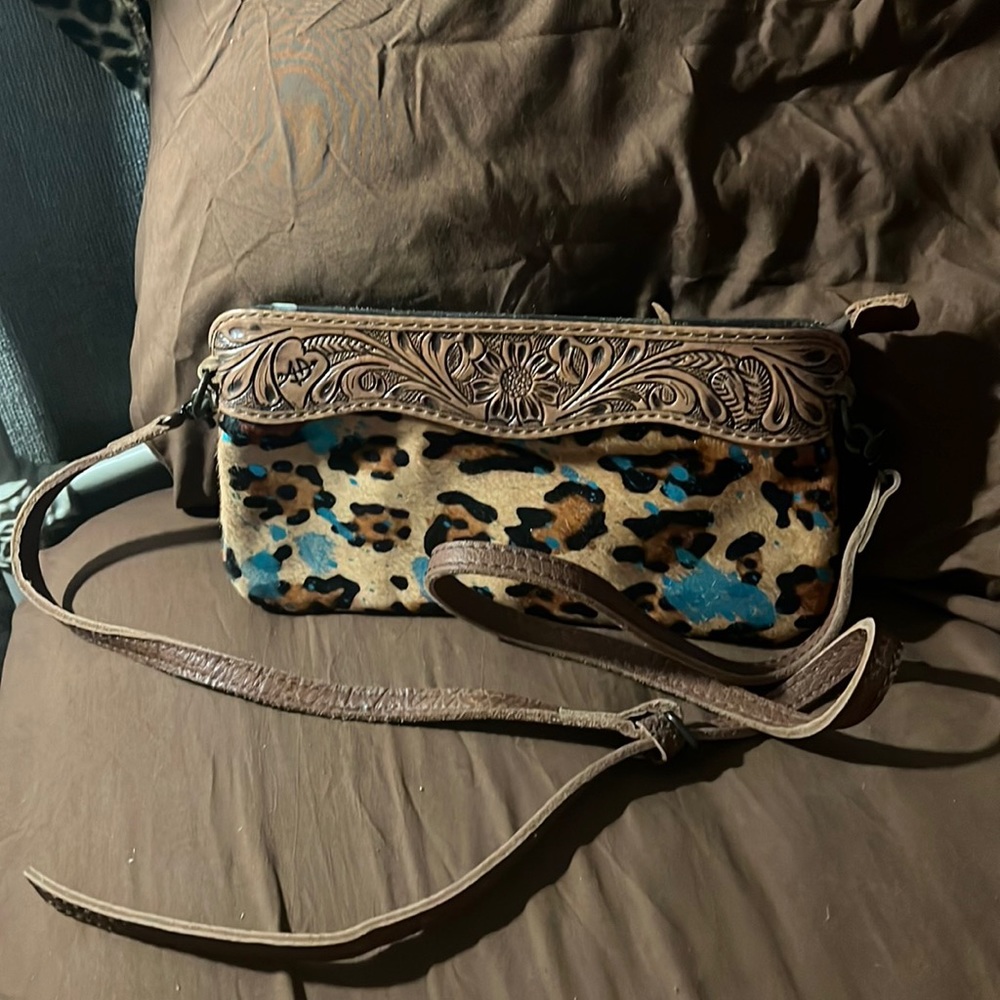 American Darling crossbody purse